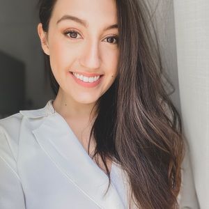 Meet your Posher, Lauren